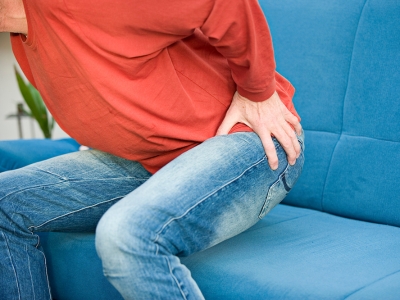 Soulager les douleurs d'arthrose de la hanche avec le TENS